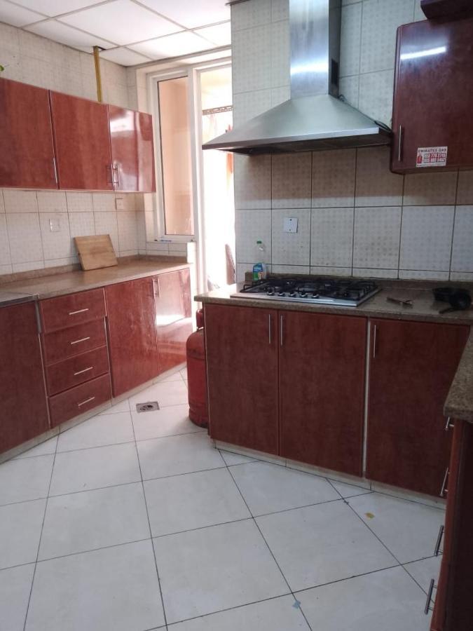 Abree Building New Hostel Dubai Esterno foto