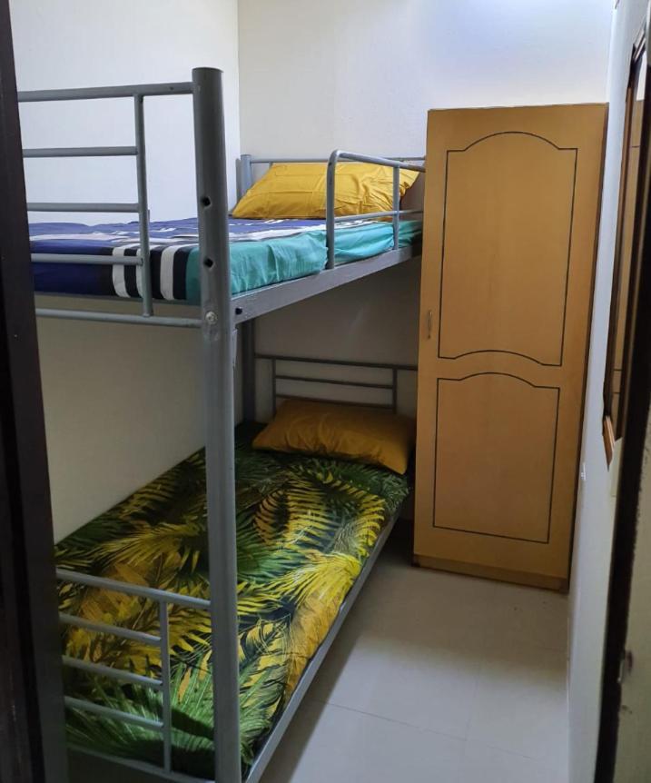 Abree Building New Hostel Dubai Esterno foto