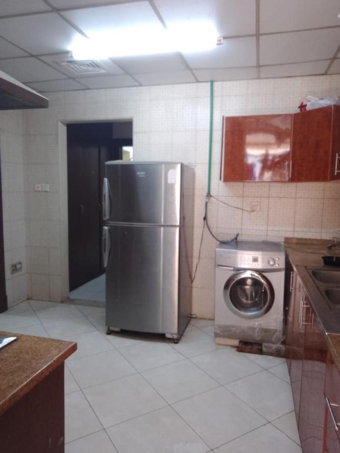 Abree Building New Hostel Dubai Esterno foto