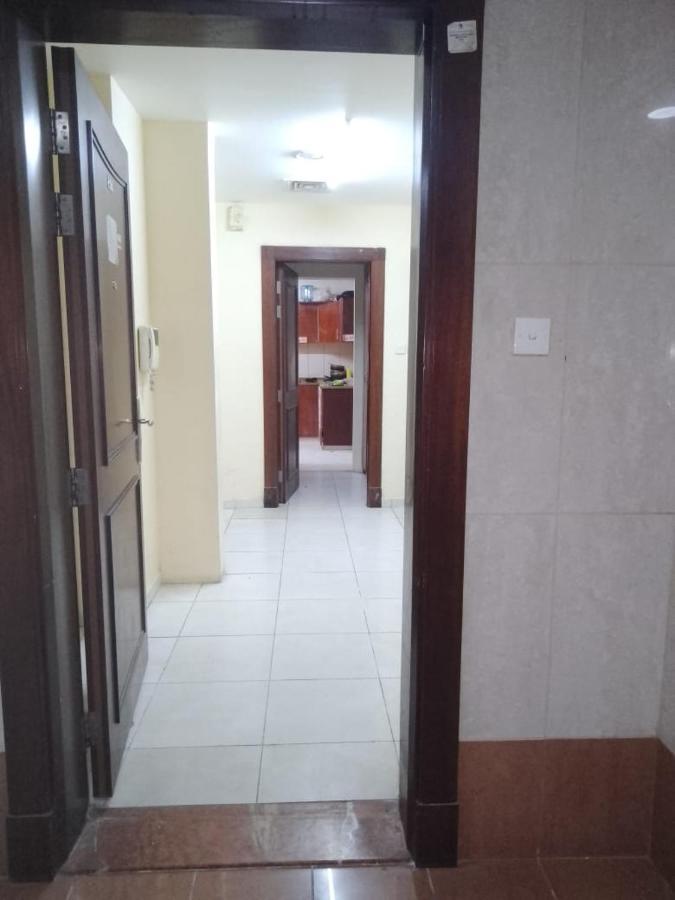 Abree Building New Hostel Dubai Esterno foto