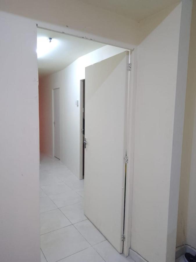 Abree Building New Hostel Dubai Esterno foto