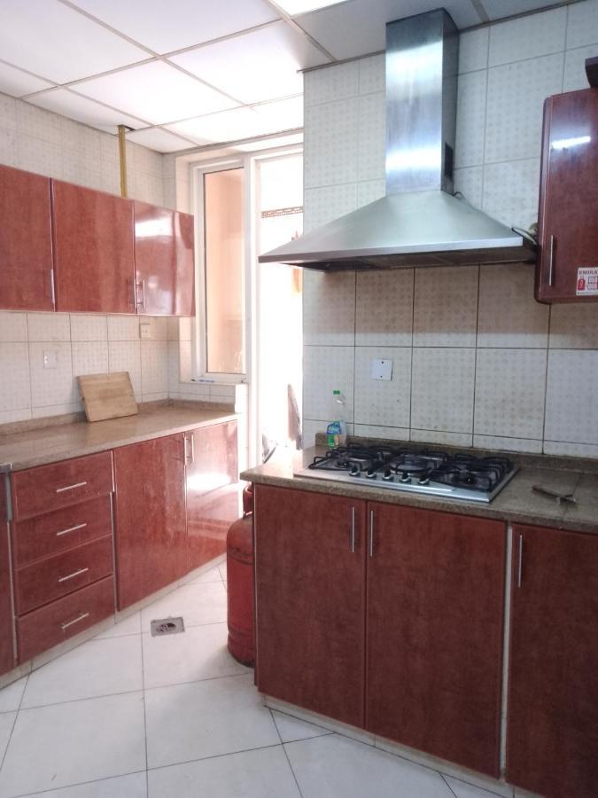 Abree Building New Hostel Dubai Esterno foto